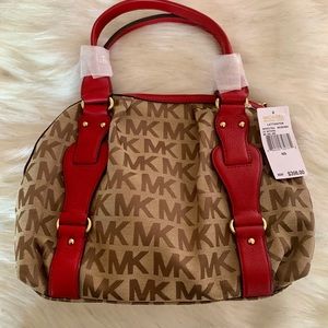 Authentic Gorgeous Michael Kors handbag